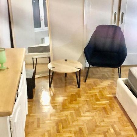 Economy Shared Apartment C In Central Athén Kültér fotó